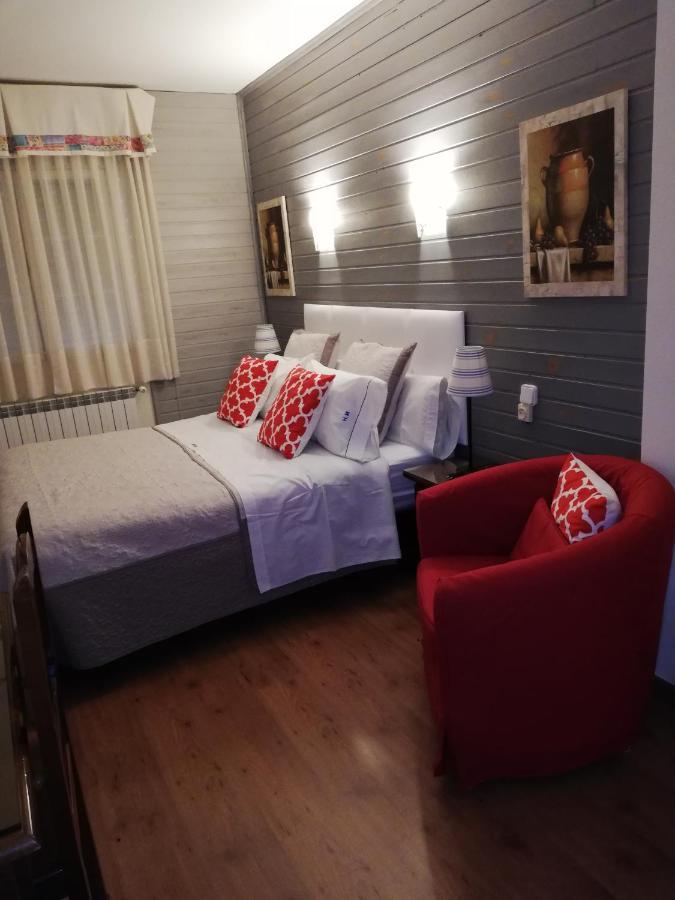Hostal Martin - Sanabria Ribadelago Екстер'єр фото