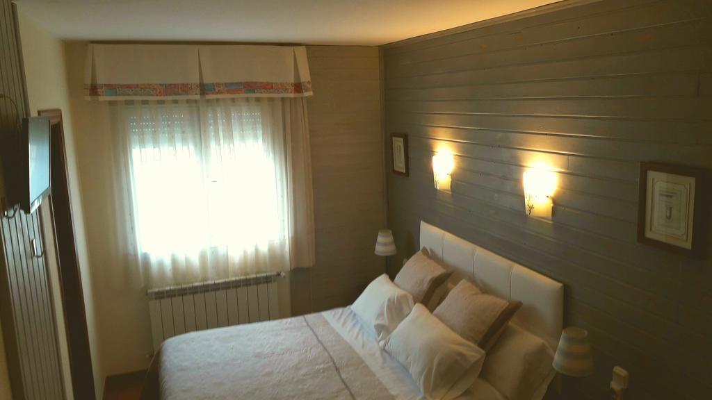 Hostal Martin - Sanabria Ribadelago Екстер'єр фото
