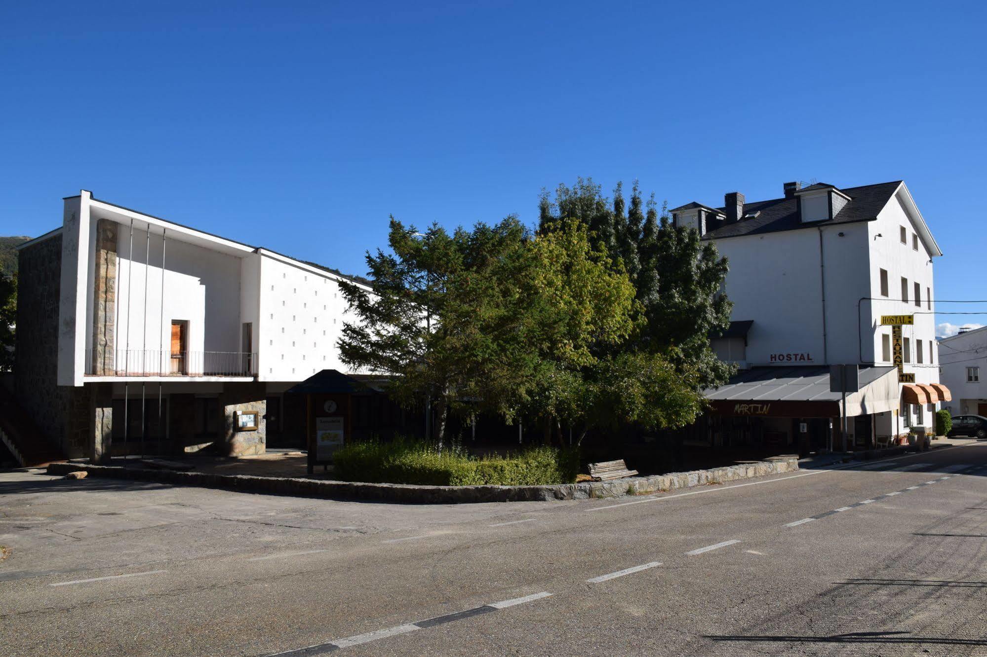 Hostal Martin - Sanabria Ribadelago Екстер'єр фото