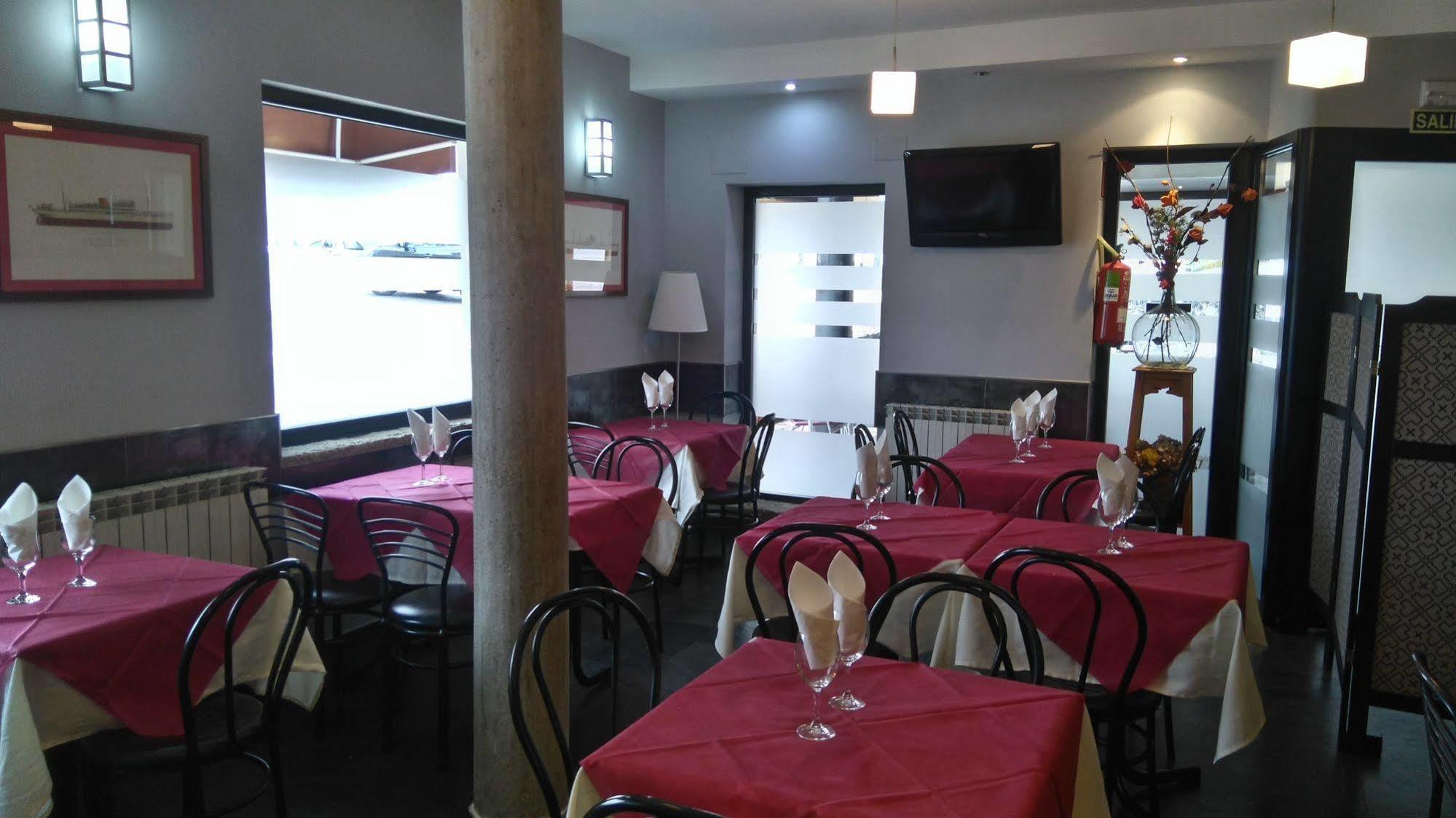 Hostal Martin - Sanabria Ribadelago Екстер'єр фото