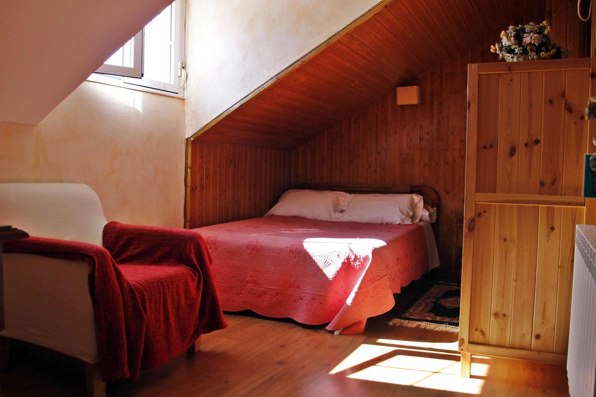 Hostal Martin - Sanabria Ribadelago Екстер'єр фото