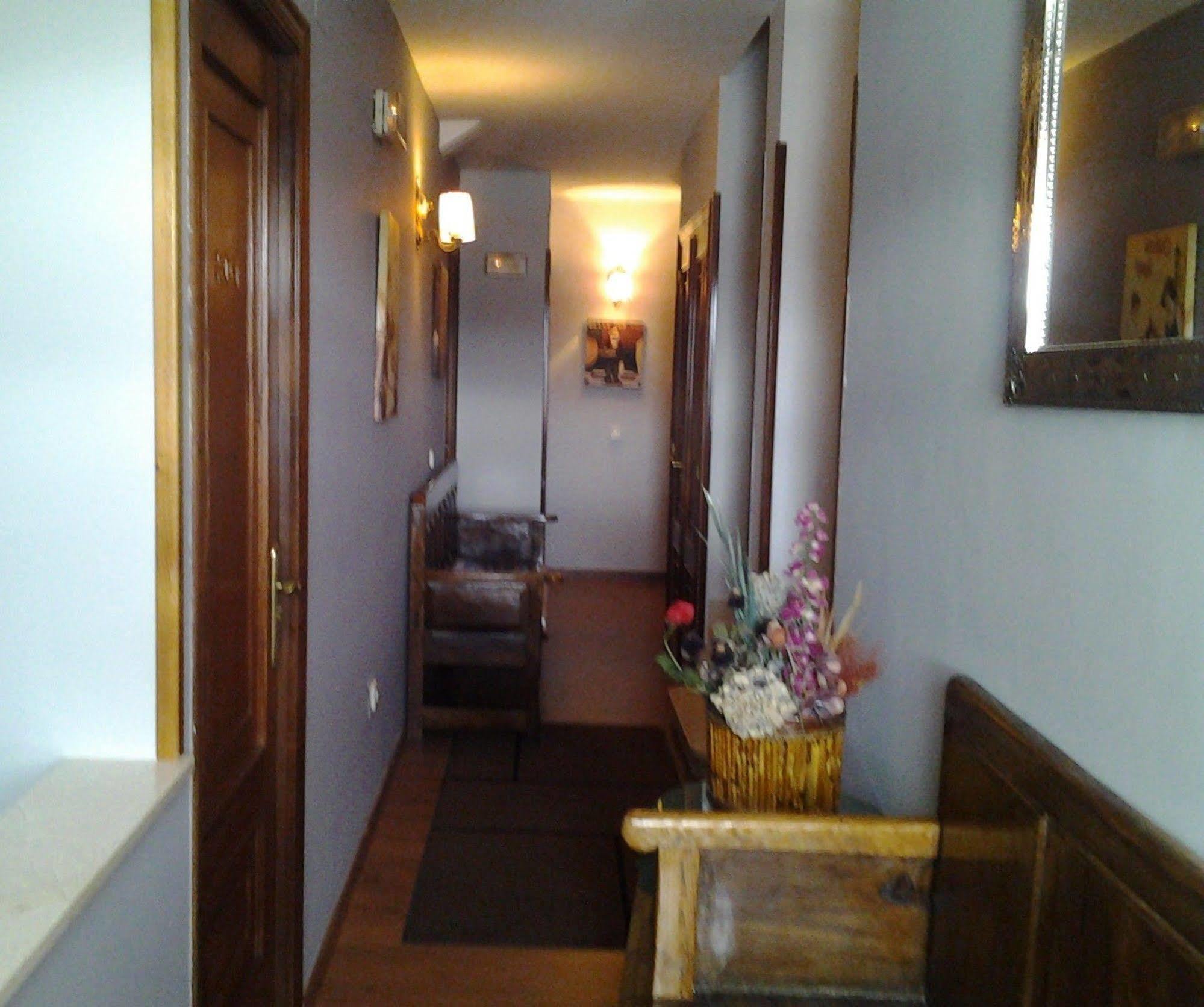 Hostal Martin - Sanabria Ribadelago Екстер'єр фото