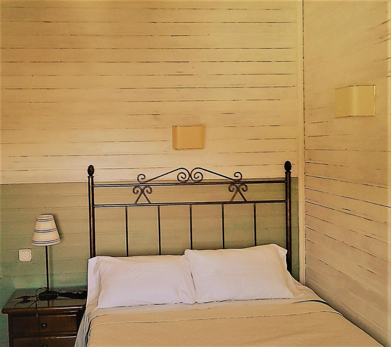 Hostal Martin - Sanabria Ribadelago Екстер'єр фото